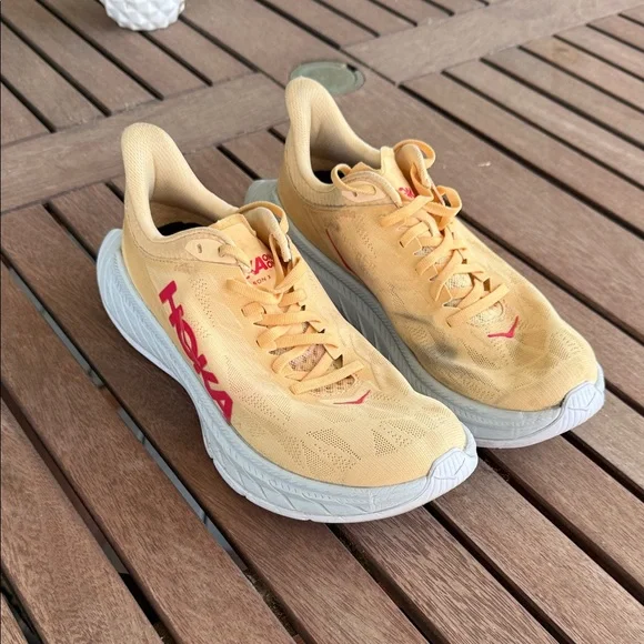 Hoka Women’s Carbon X 2 running shoes - Picture 1 of 9